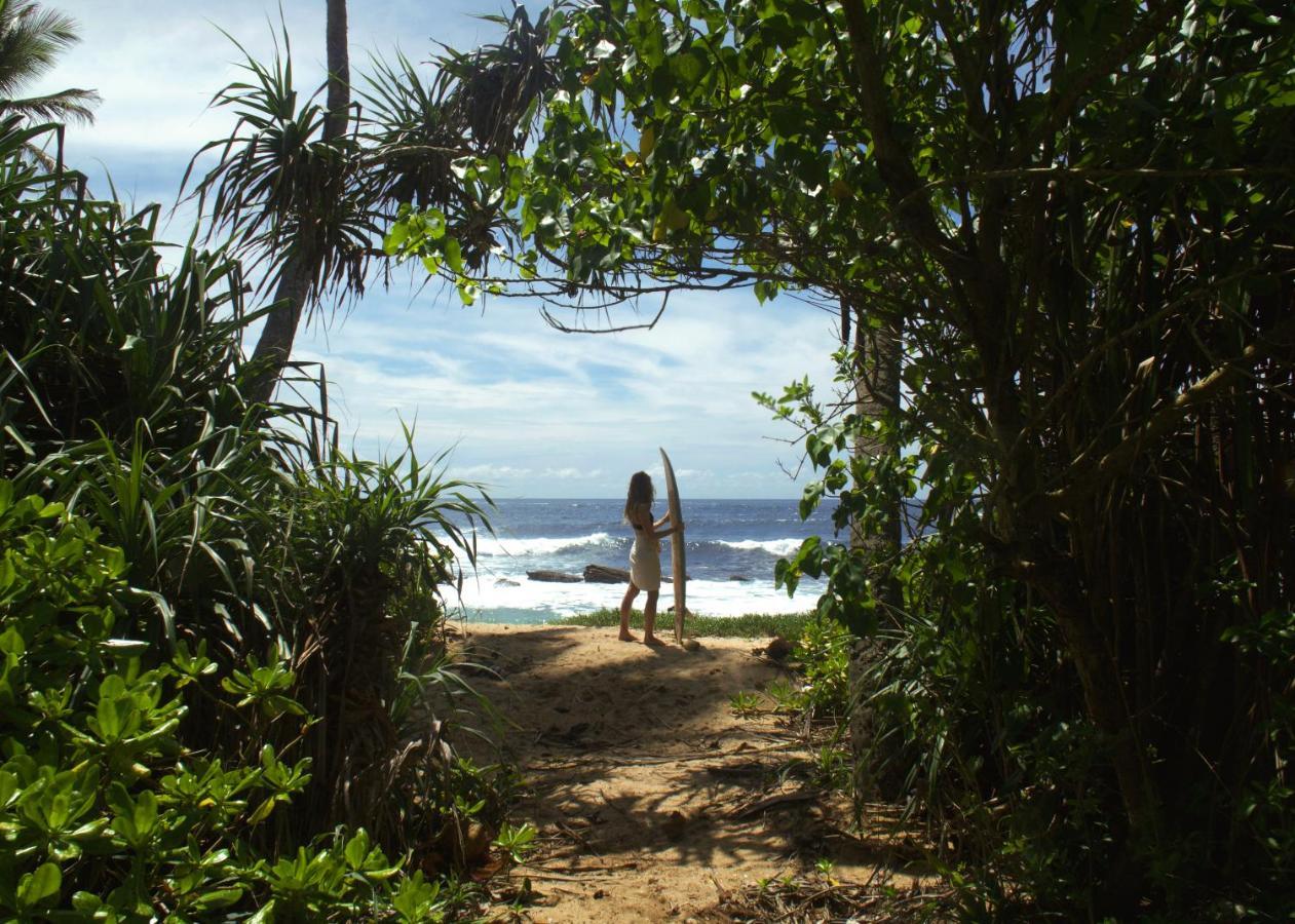 Into The Blue - Yoga Included & Walk To 3 Beaches Tangalle Extérieur photo