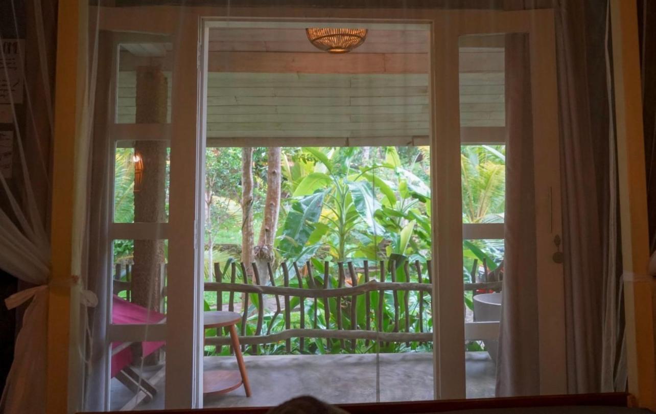Into The Blue - Yoga Included & Walk To 3 Beaches Tangalle Extérieur photo
