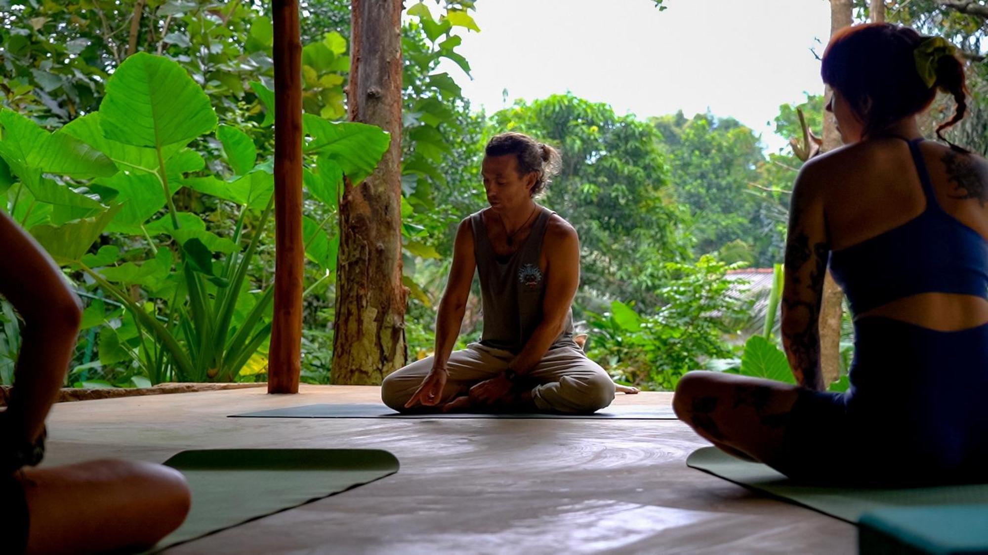 Into The Blue - Yoga Included & Walk To 3 Beaches Tangalle Extérieur photo