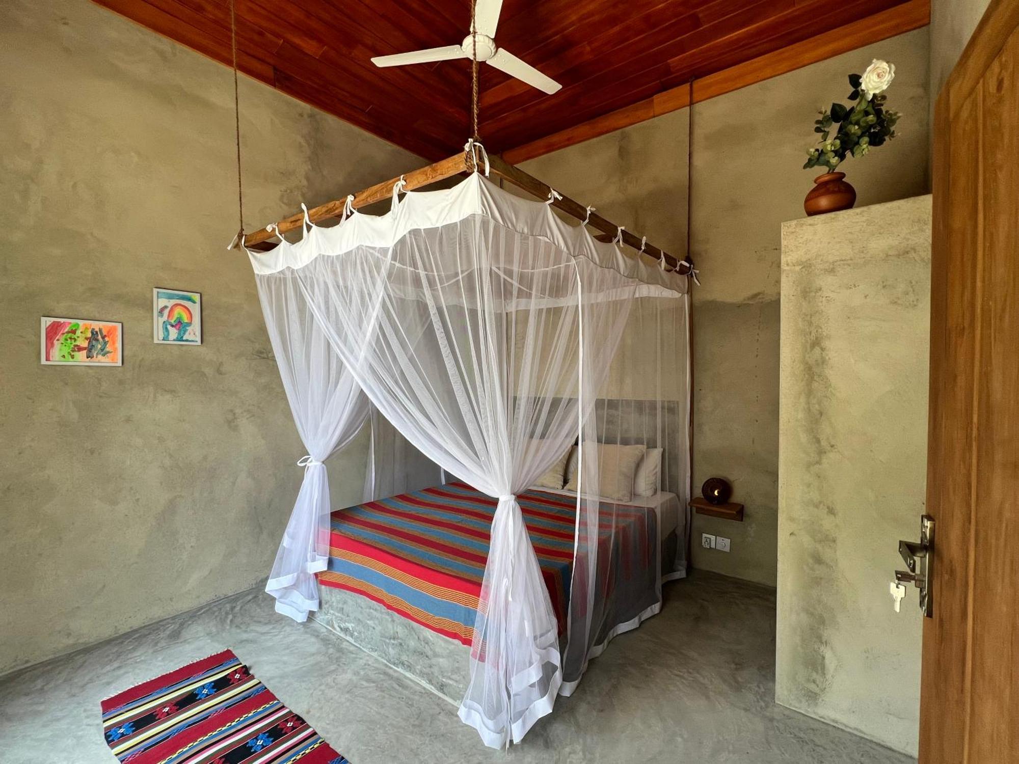 Into The Blue - Yoga Included & Walk To 3 Beaches Tangalle Extérieur photo