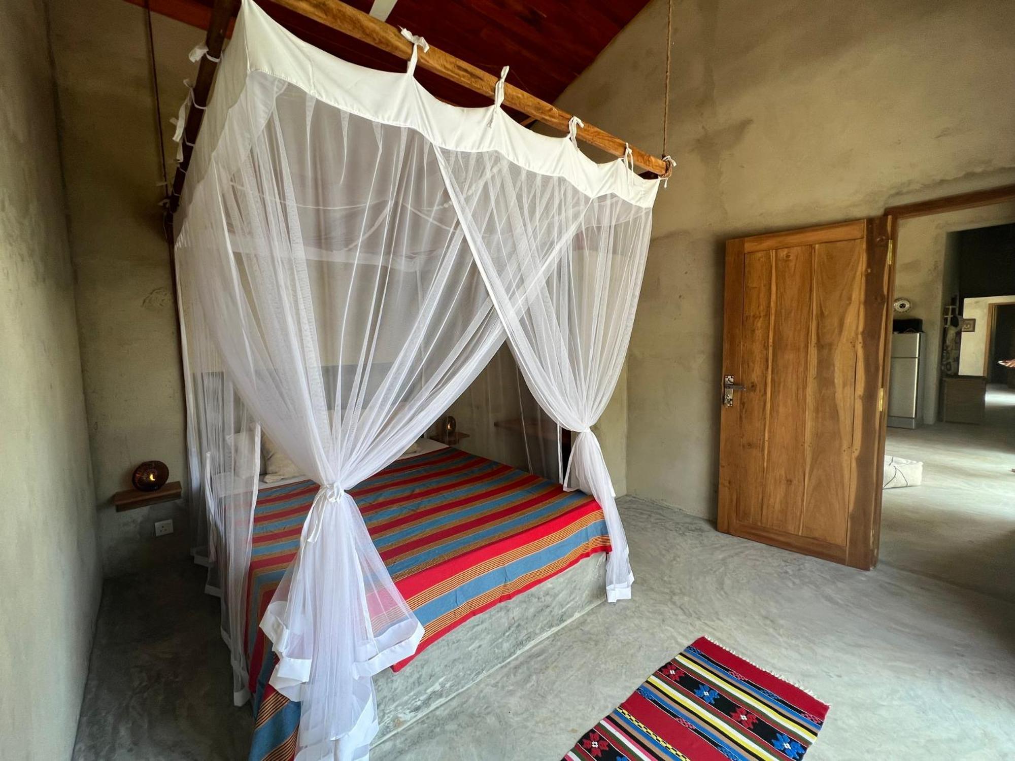 Into The Blue - Yoga Included & Walk To 3 Beaches Tangalle Extérieur photo