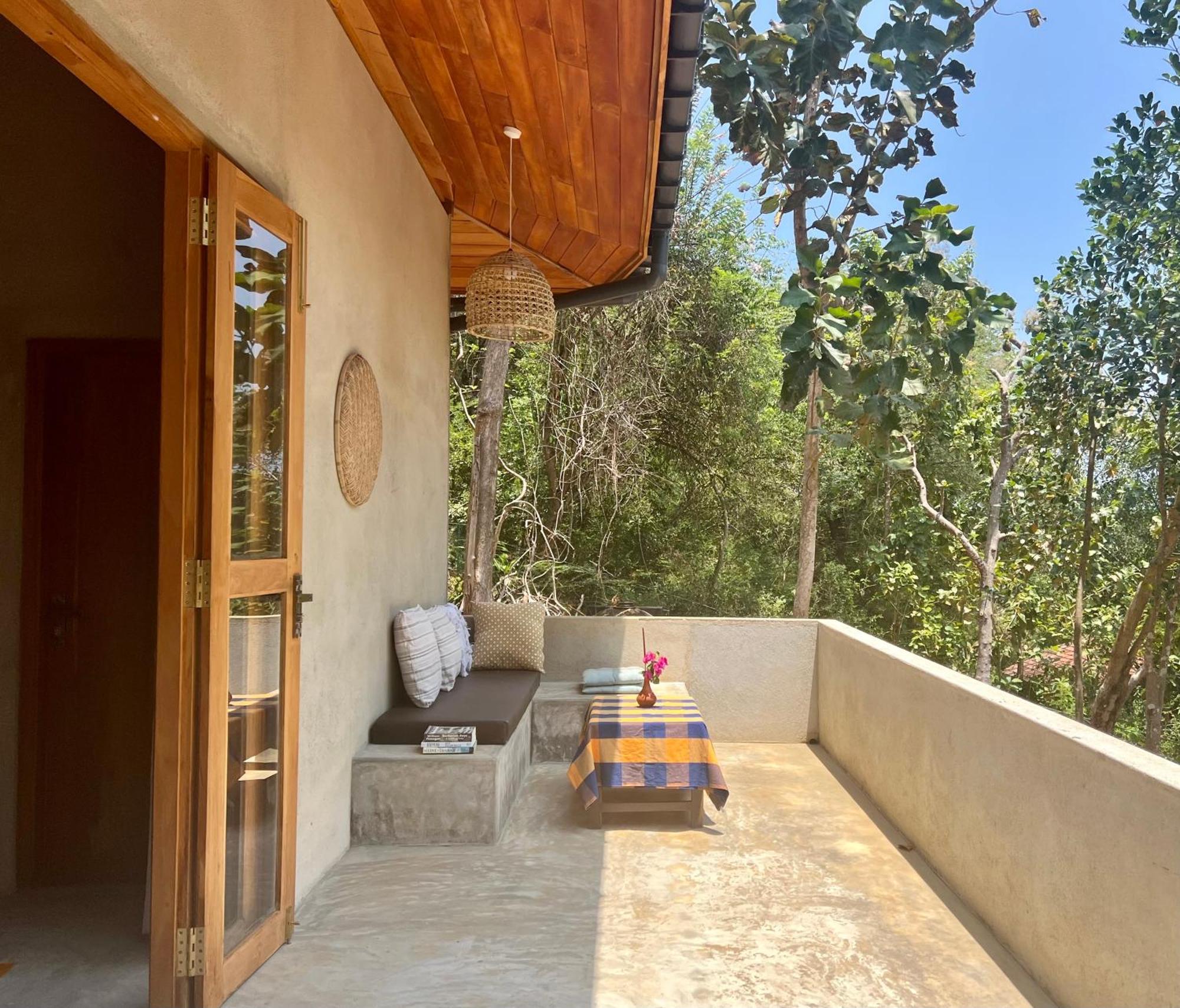 Into The Blue - Yoga Included & Walk To 3 Beaches Tangalle Extérieur photo